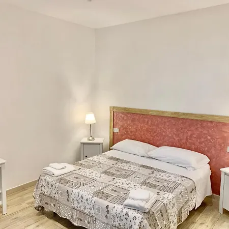 Romano B&B ベッド・アンド・ブレックファスト バーリ