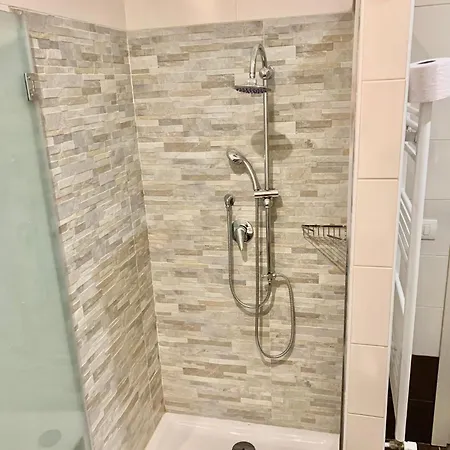 Couette-café Romano B&B Bari